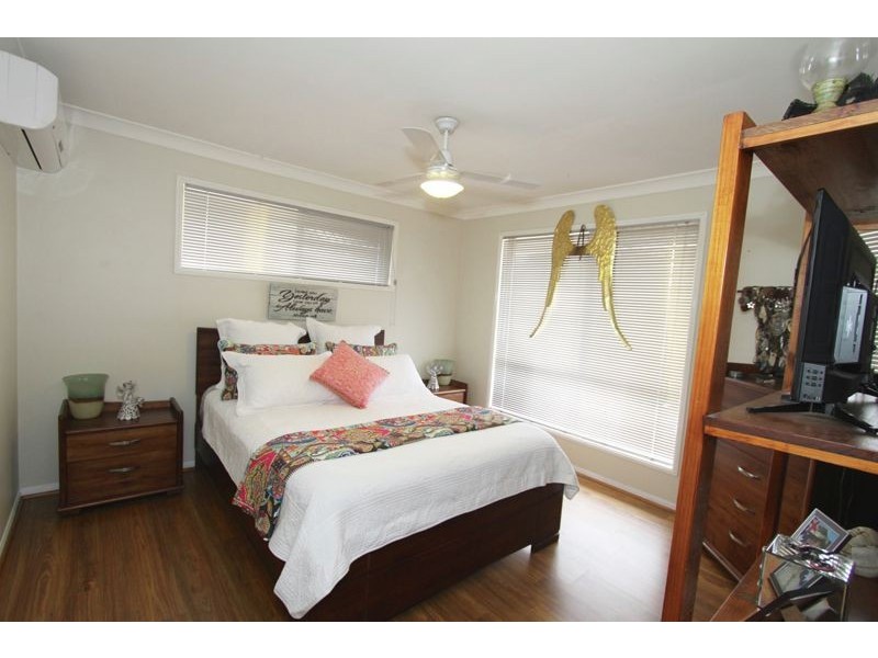 406 Telegraph Rd, Bracken Ridge QLD 4017