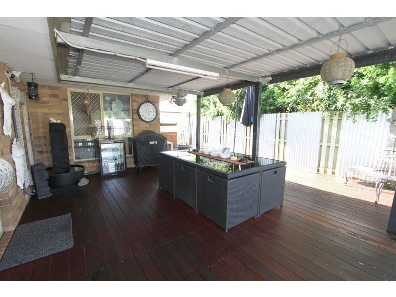 406 Telegraph Rd, Bracken Ridge QLD 4017