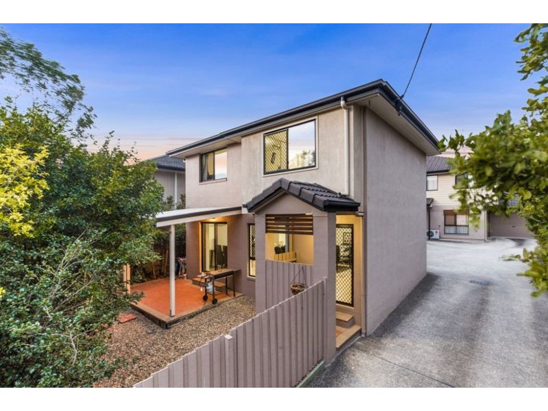 11 Western Ave, Chermside QLD 4032