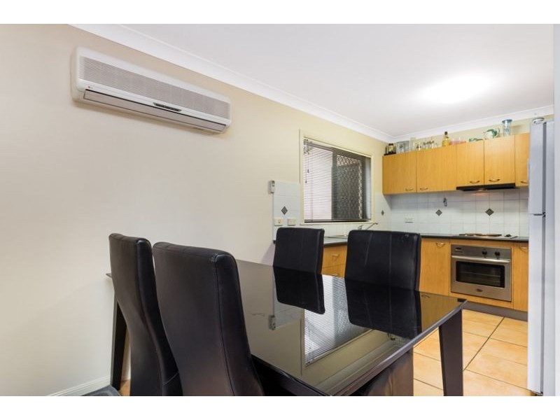 11 Western Ave, Chermside QLD 4032