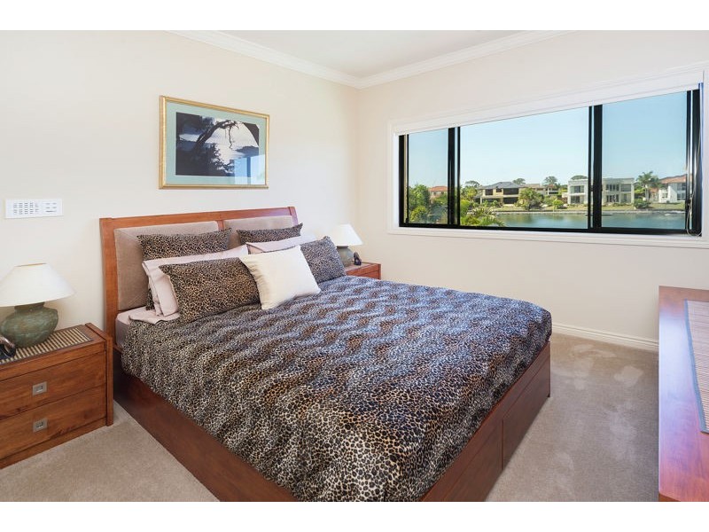 11 Windchimes Way, Helensvale QLD 4212