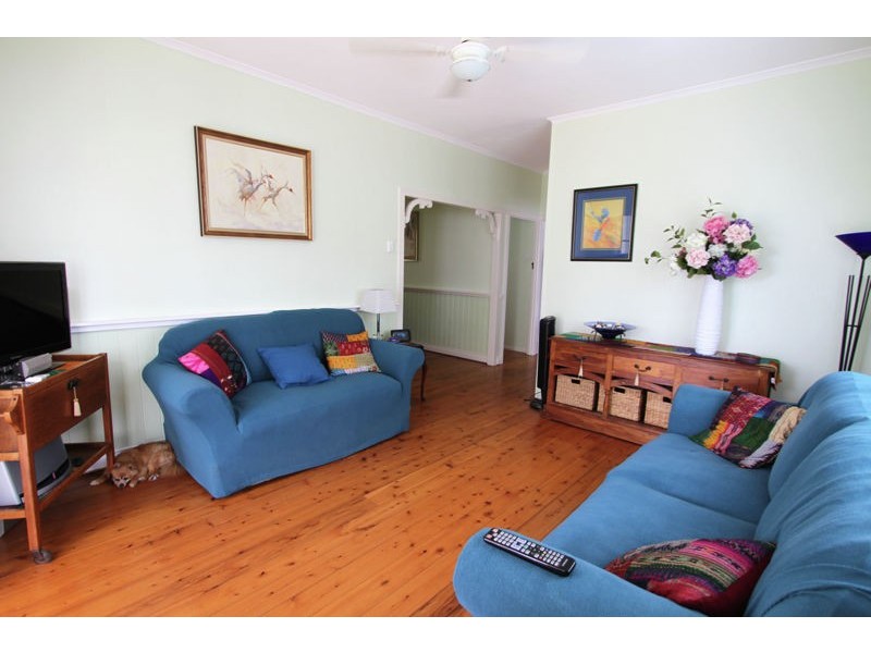 20 Greenwood St, Brighton QLD 4017