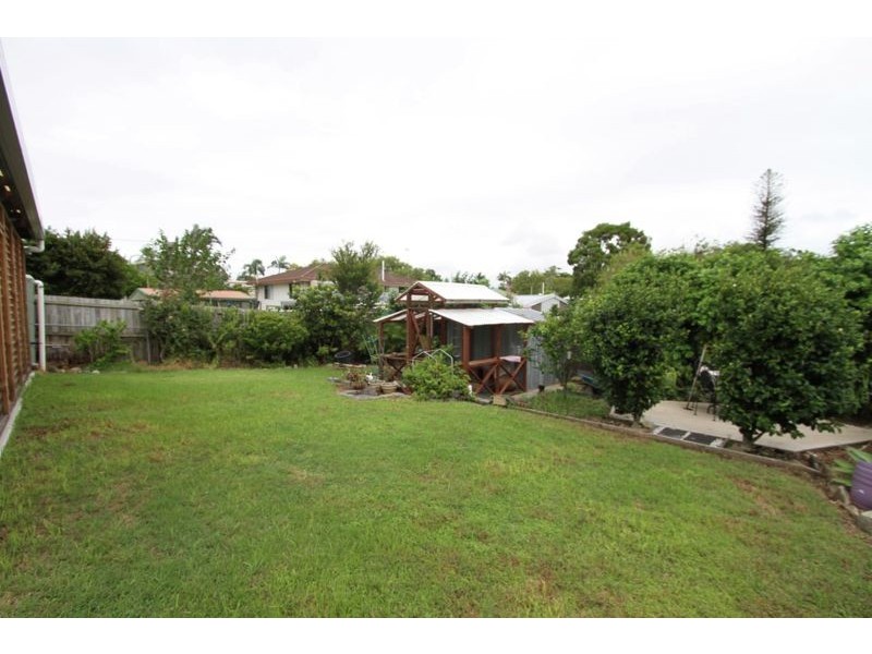 20 Greenwood St, Brighton QLD 4017
