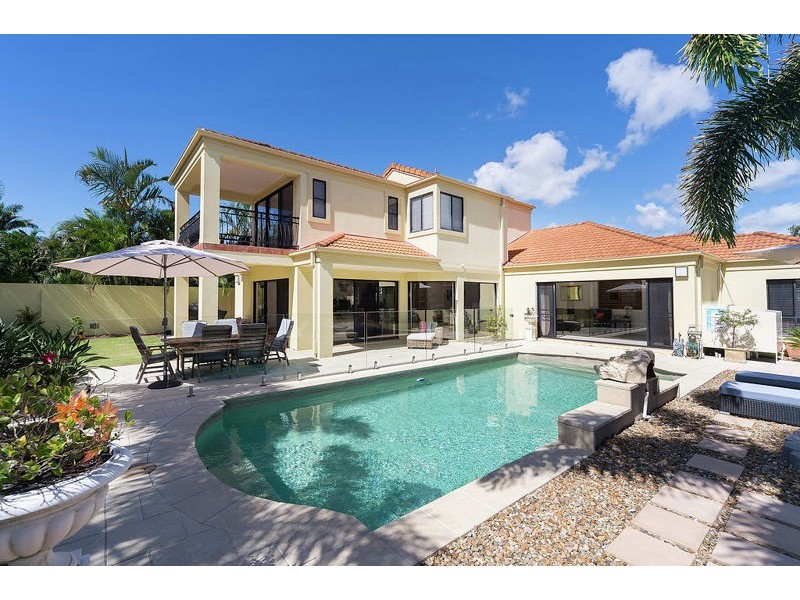 3160 Riverleigh Drive, Hope Island QLD 4212