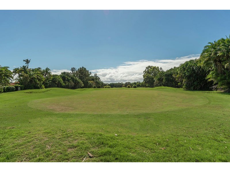 3160 Riverleigh Drive, Hope Island QLD 4212
