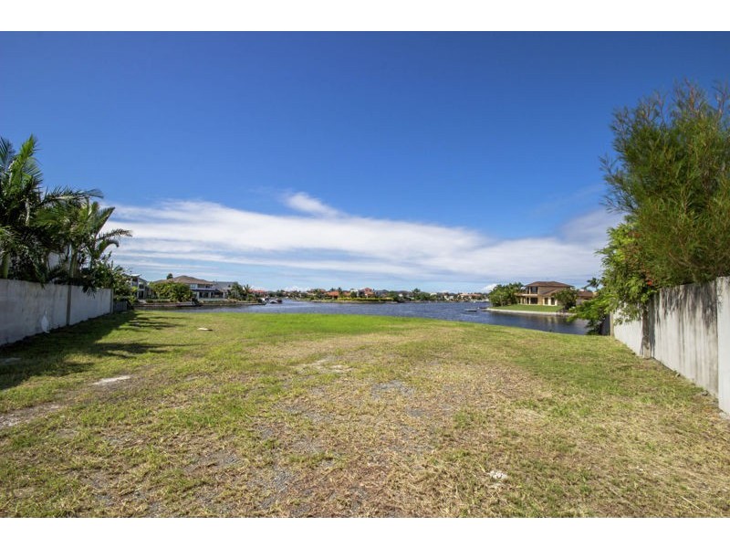 15 Pipers Point, Helensvale QLD 4212