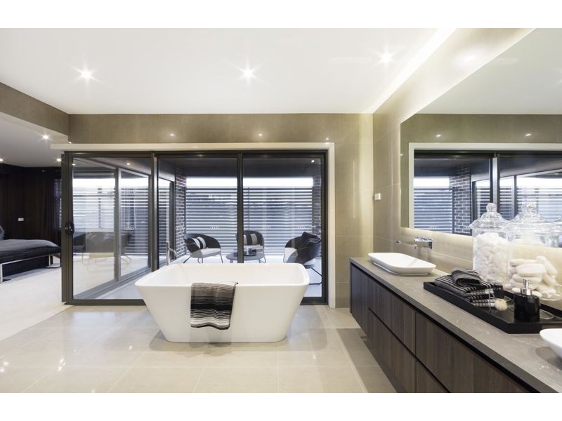 15 Pipers Point, Helensvale QLD 4212