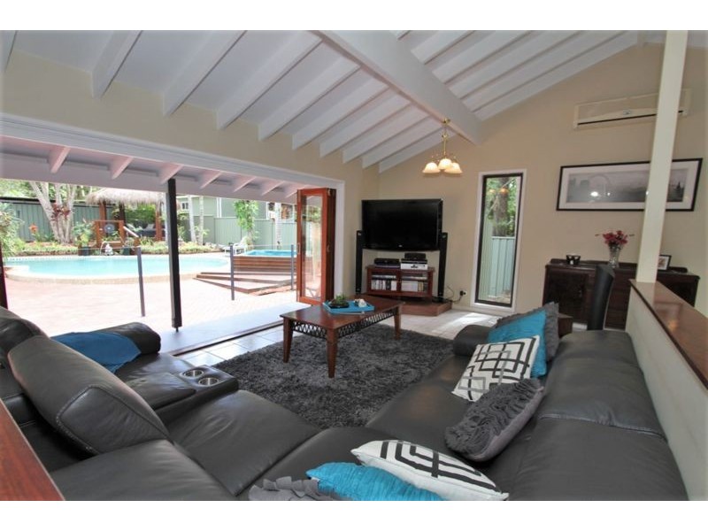 34-36 Goenoeng Dr, Tanah Merah QLD 4128