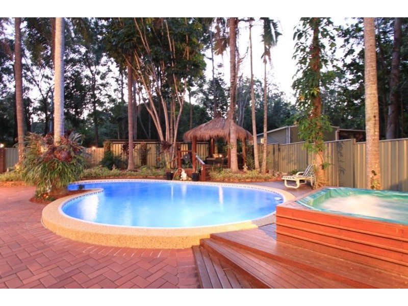 34-36 Goenoeng Dr, Tanah Merah QLD 4128