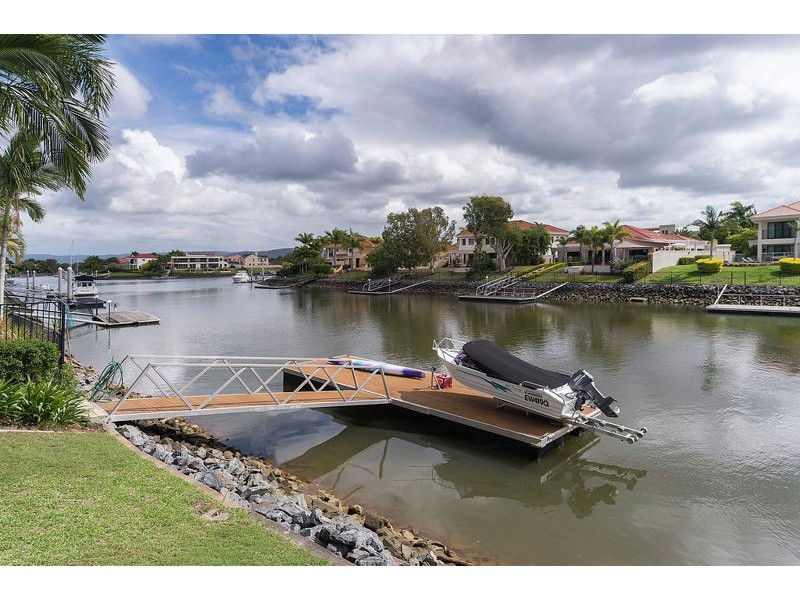 1033 Rosebank Way, Hope Island QLD 4212