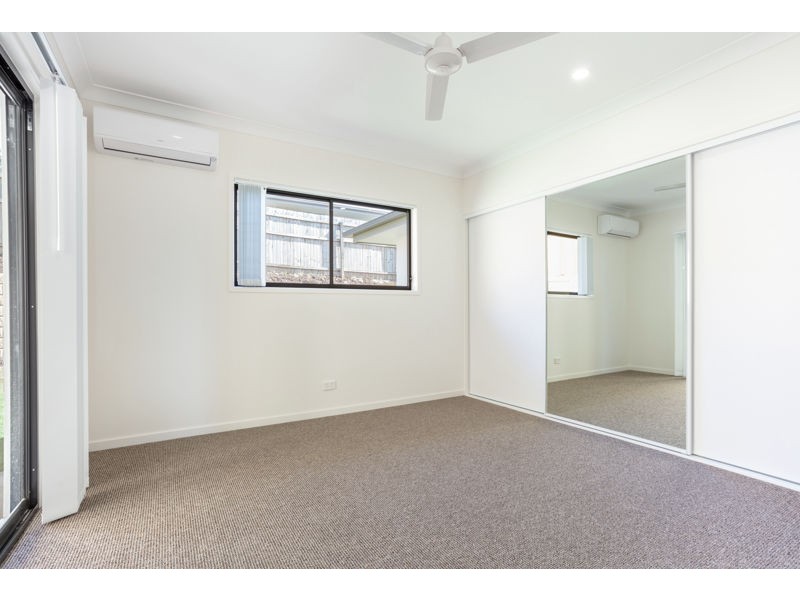 9 Oakwood Street, Pimpama QLD 4209