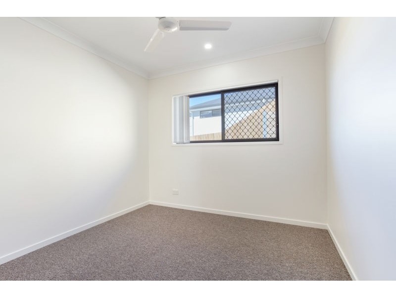 9 Oakwood Street, Pimpama QLD 4209