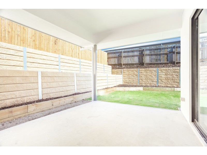 9 Oakwood Street, Pimpama QLD 4209