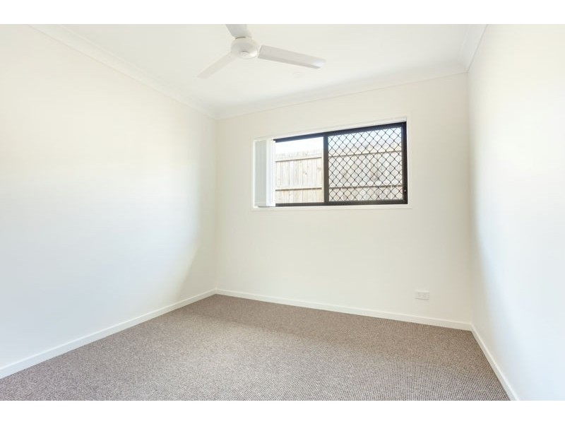 2 Oakwood Street, Pimpama QLD 4209