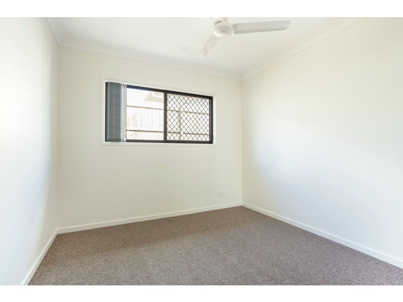 2 Oakwood Street, Pimpama QLD 4209