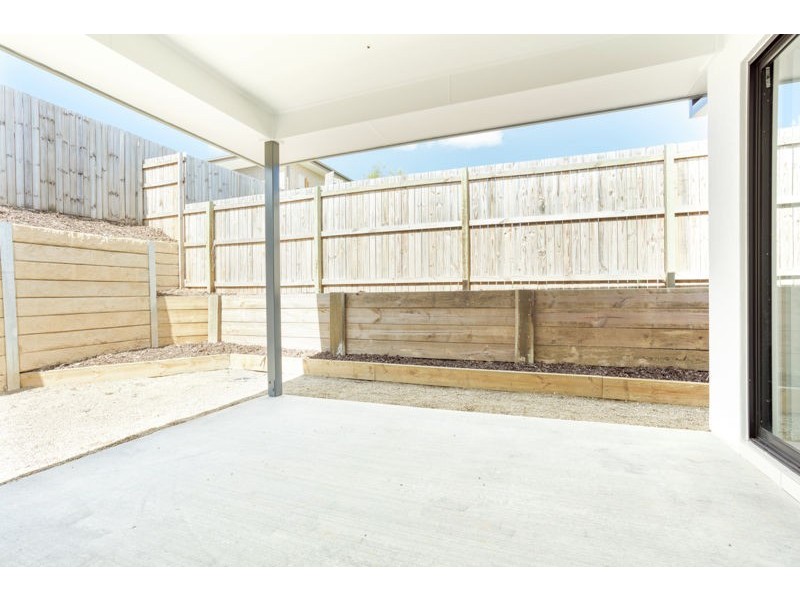 2 Oakwood Street, Pimpama QLD 4209