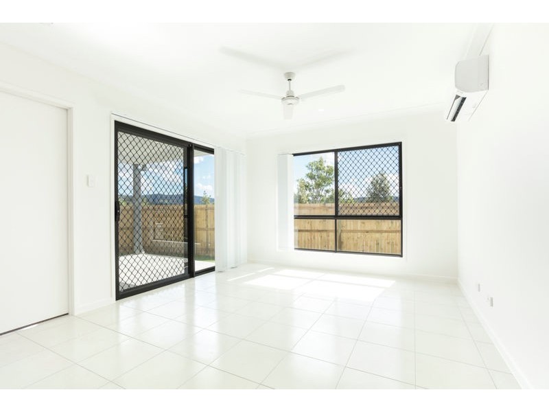 28 Cairnlea Drive, Pimpama QLD 4209