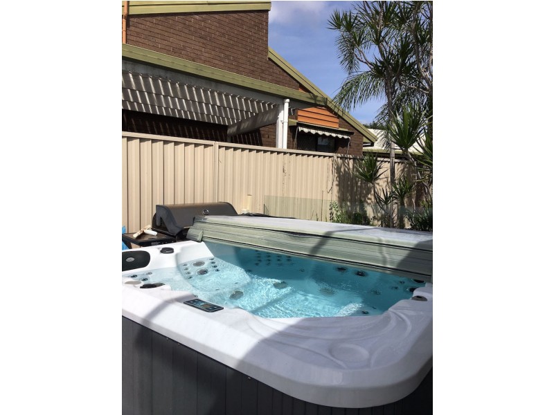 26 Walter Raleigh Cr, Hollywell QLD 4216