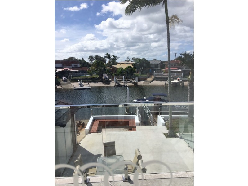 26 Walter Raleigh Cr, Hollywell QLD 4216
