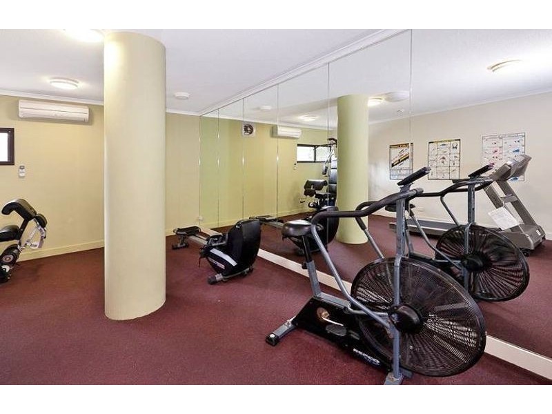 202 8 Land Street, Toowong QLD 4066