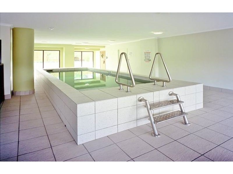 202 8 Land Street, Toowong QLD 4066
