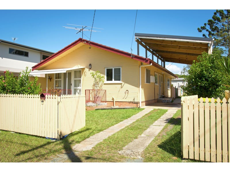 107 Thomas St, Clontarf QLD 4019