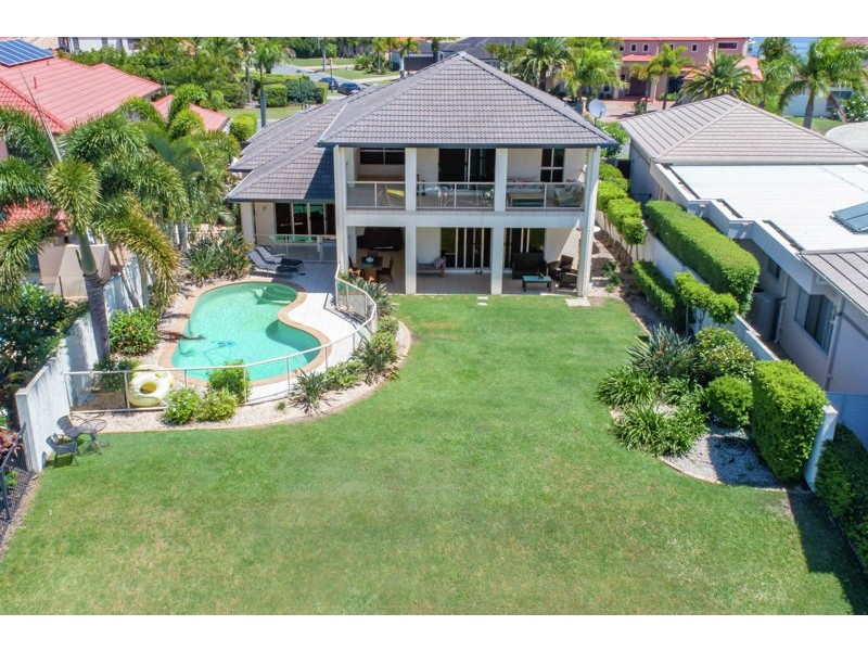 2168 Beaufort Way, Hope Island QLD 4212