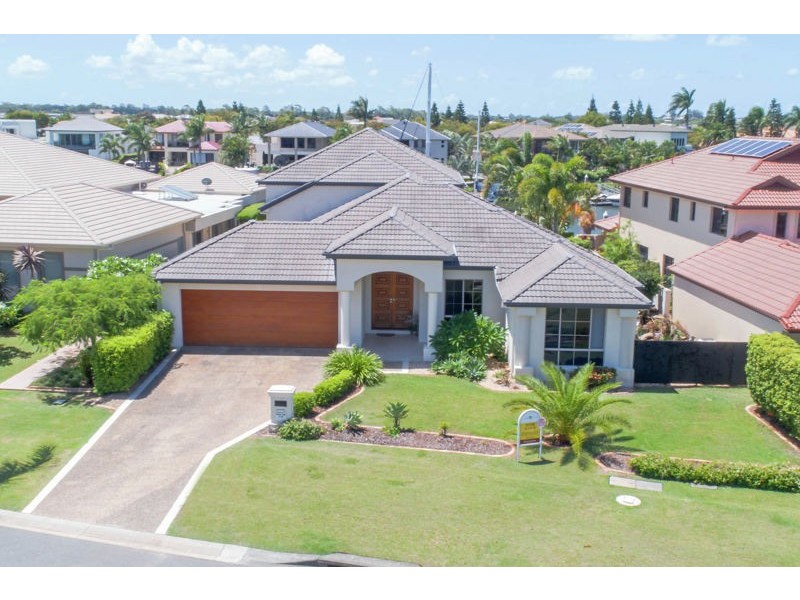 2168 Beaufort Way, Hope Island QLD 4212