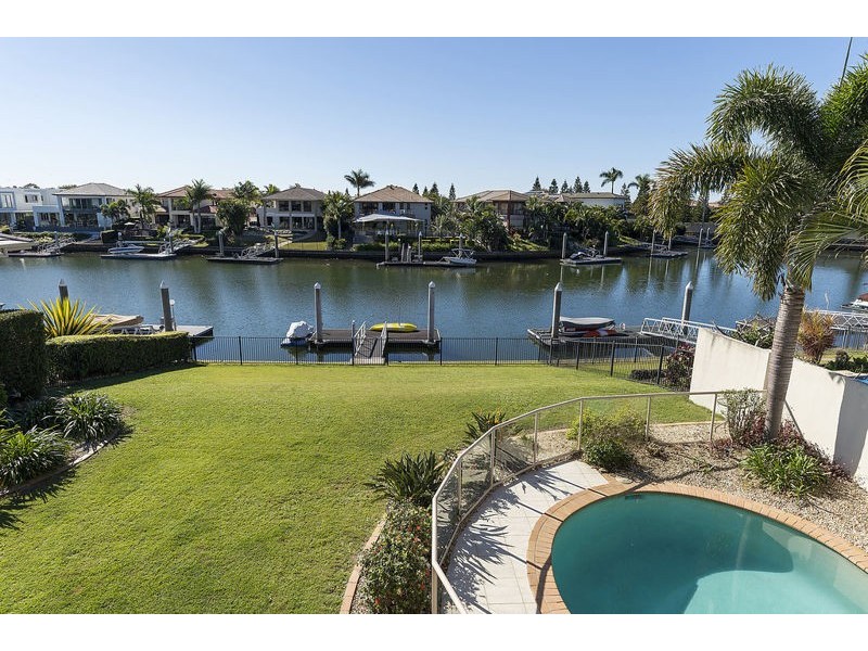 2168 Beaufort Way, Hope Island QLD 4212