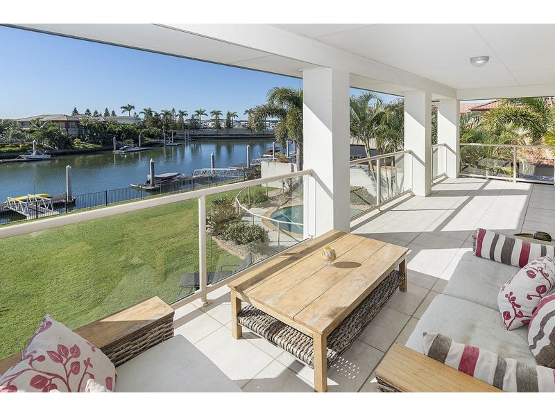 2168 Beaufort Way, Hope Island QLD 4212