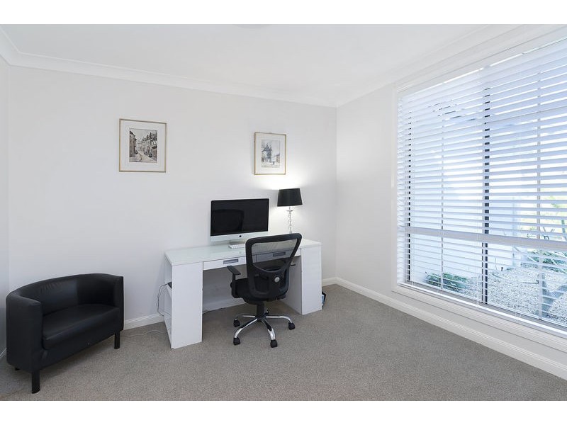 2168 Beaufort Way, Hope Island QLD 4212