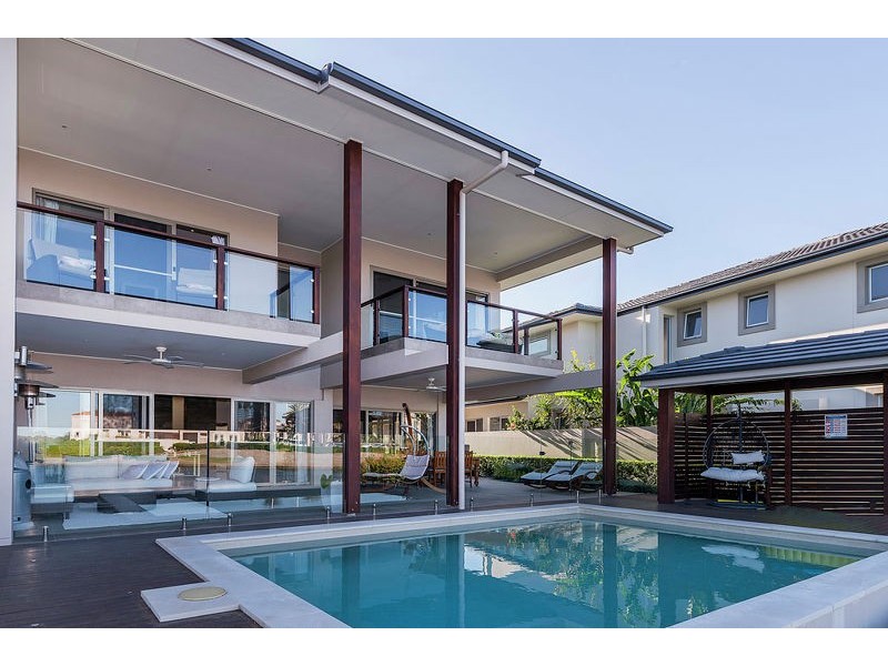 6180 Bolsena Circuit, Hope Island QLD 4212