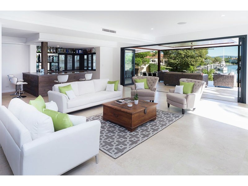 1051 Rosebank Way, Hope Island QLD 4212