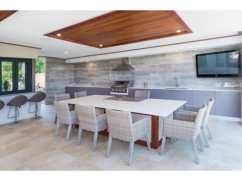 1051 Rosebank Way, Hope Island QLD 4212