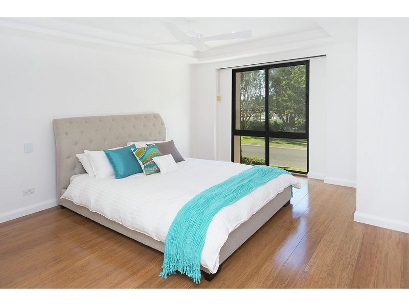 1051 Rosebank Way, Hope Island QLD 4212