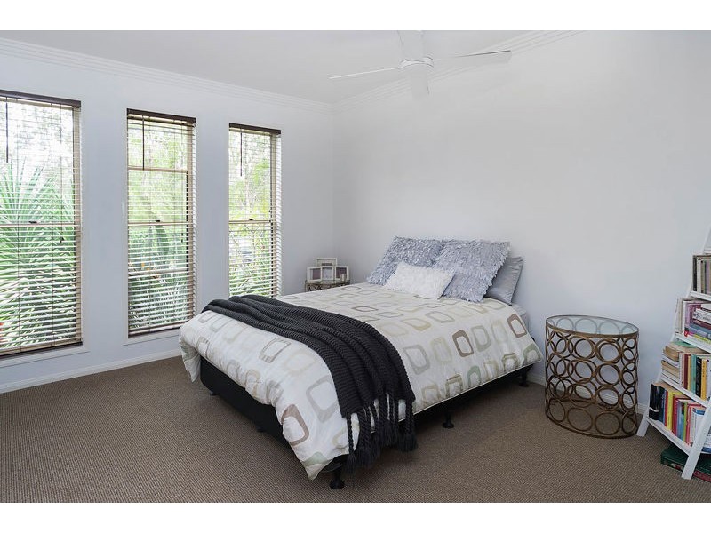 1033 Rosebank Way, Hope Island QLD 4212