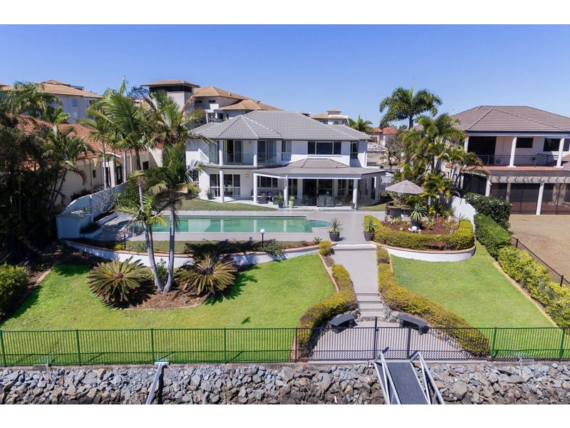 1055 Rosebank Way West, Hope Island QLD 4212
