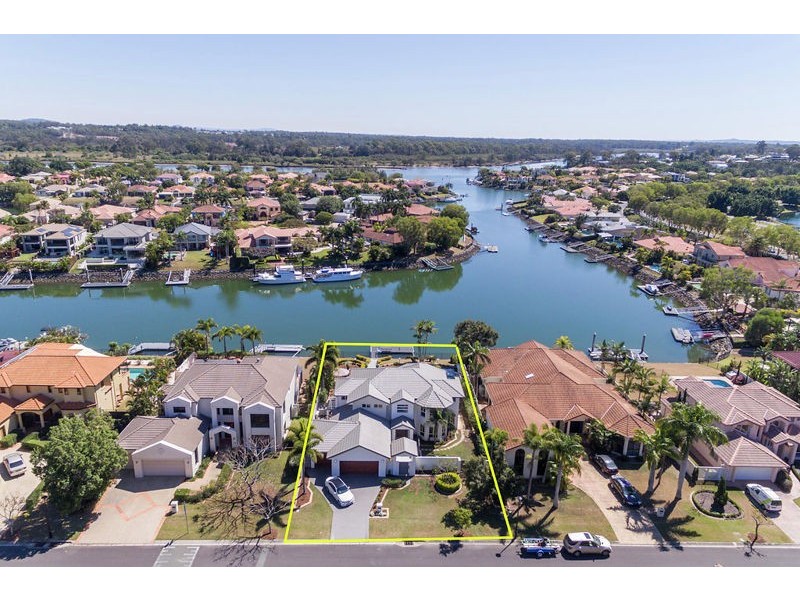1055 Rosebank Way West, Hope Island QLD 4212