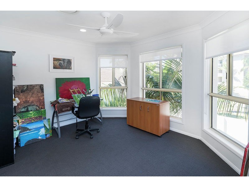 1055 Rosebank Way West, Hope Island QLD 4212