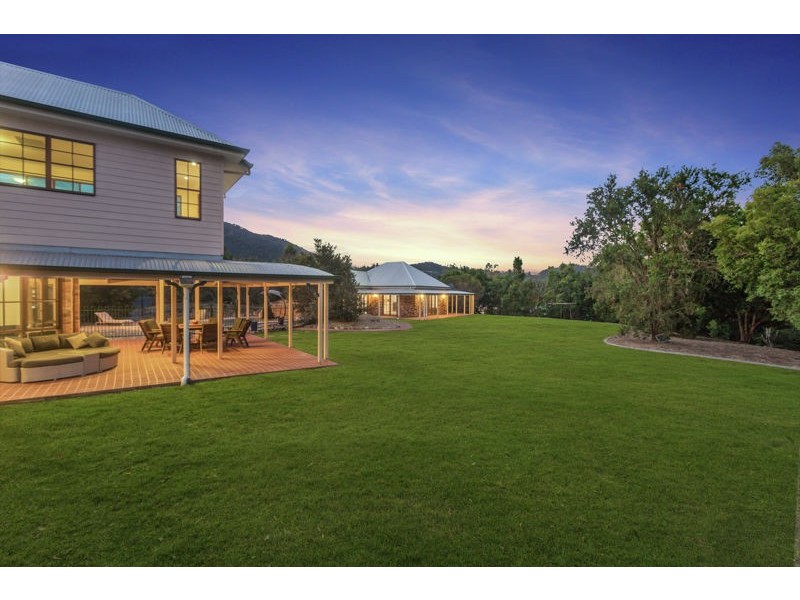 7 Stavewood Court, Highvale QLD 4520