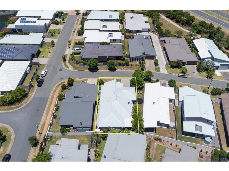 28 Galley Road, Hope Island QLD 4212