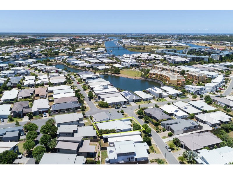 28 Galley Road, Hope Island QLD 4212