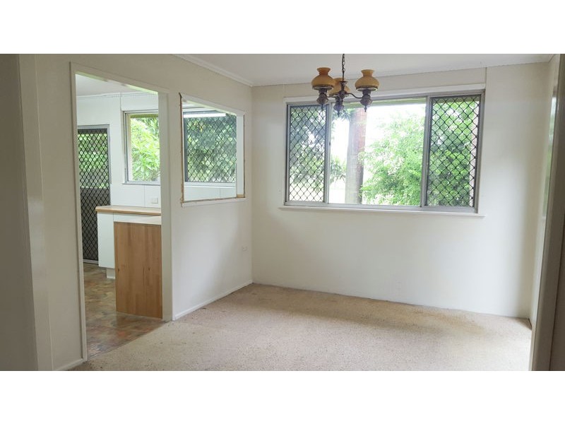 143 Old Bay Rd, Deception Bay QLD 4508