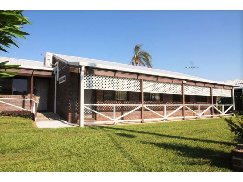 2/53 Ellen St, Woody Point QLD 4019