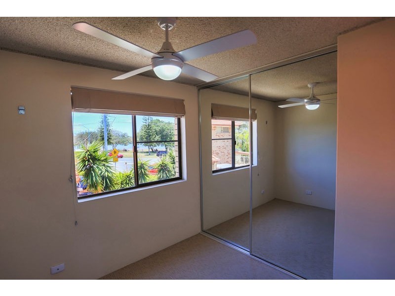 2/176-178 Hornibrook Esplanade, Clontarf QLD 4019