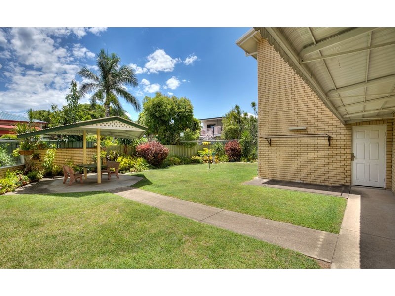 2/176-178 Hornibrook Esplanade, Clontarf QLD 4019