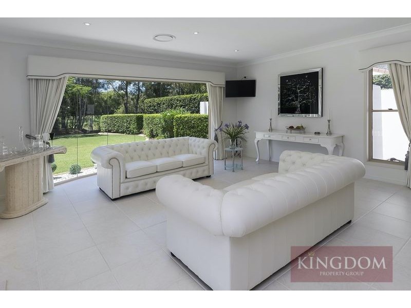 3171 Riverleigh Drive, Hope Island QLD 4212