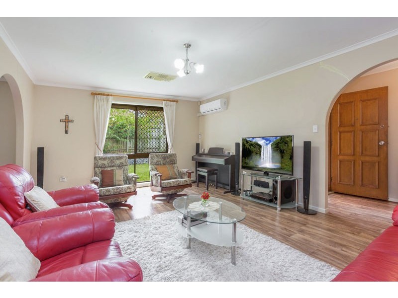 317 Horizon Drive, Westlake QLD 4074