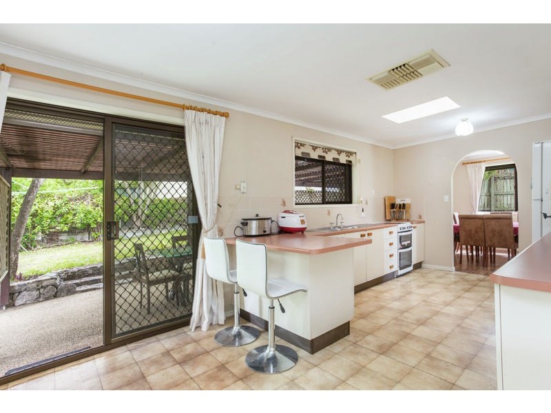 317 Horizon Drive, Westlake QLD 4074