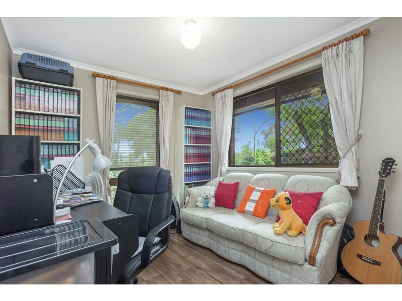 317 Horizon Drive, Westlake QLD 4074